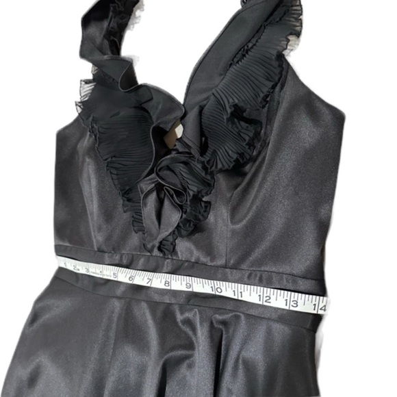 WHBM Black Satin Halter Ruffle Cocktail Dress With Pockets Size 4 - Picture 13 of 16